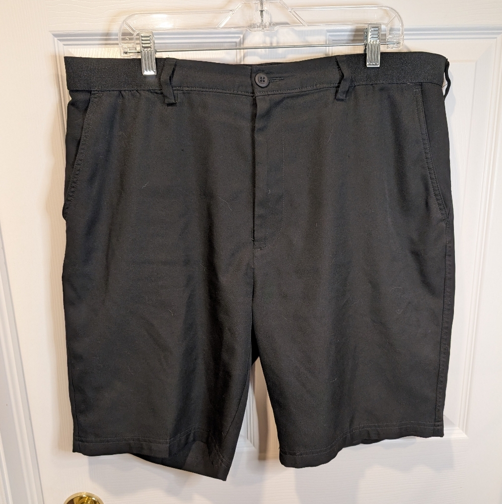 Haggar Men's Black Flat Front Shorts